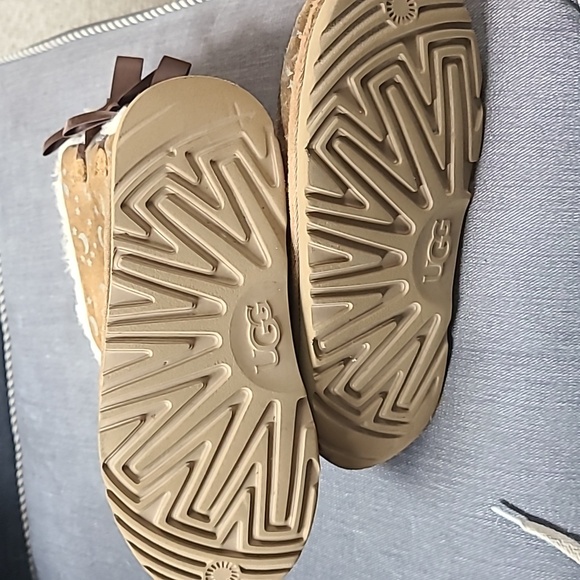 UGG boots - Picture 4 of 6